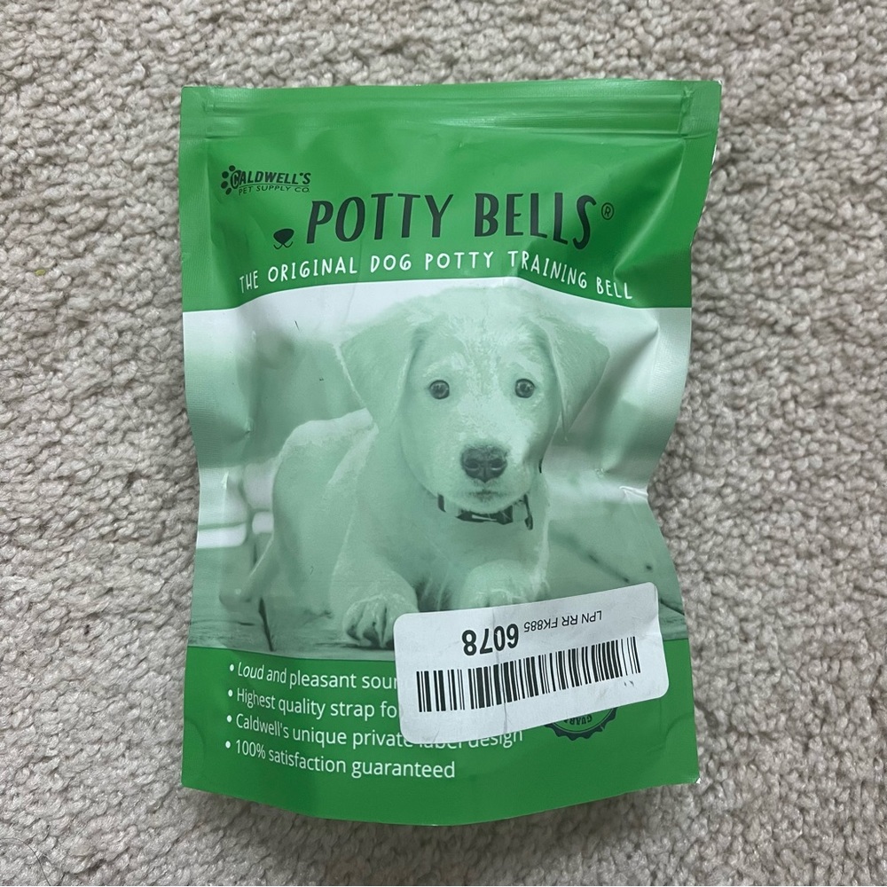 The  original dog potty training bell NWT